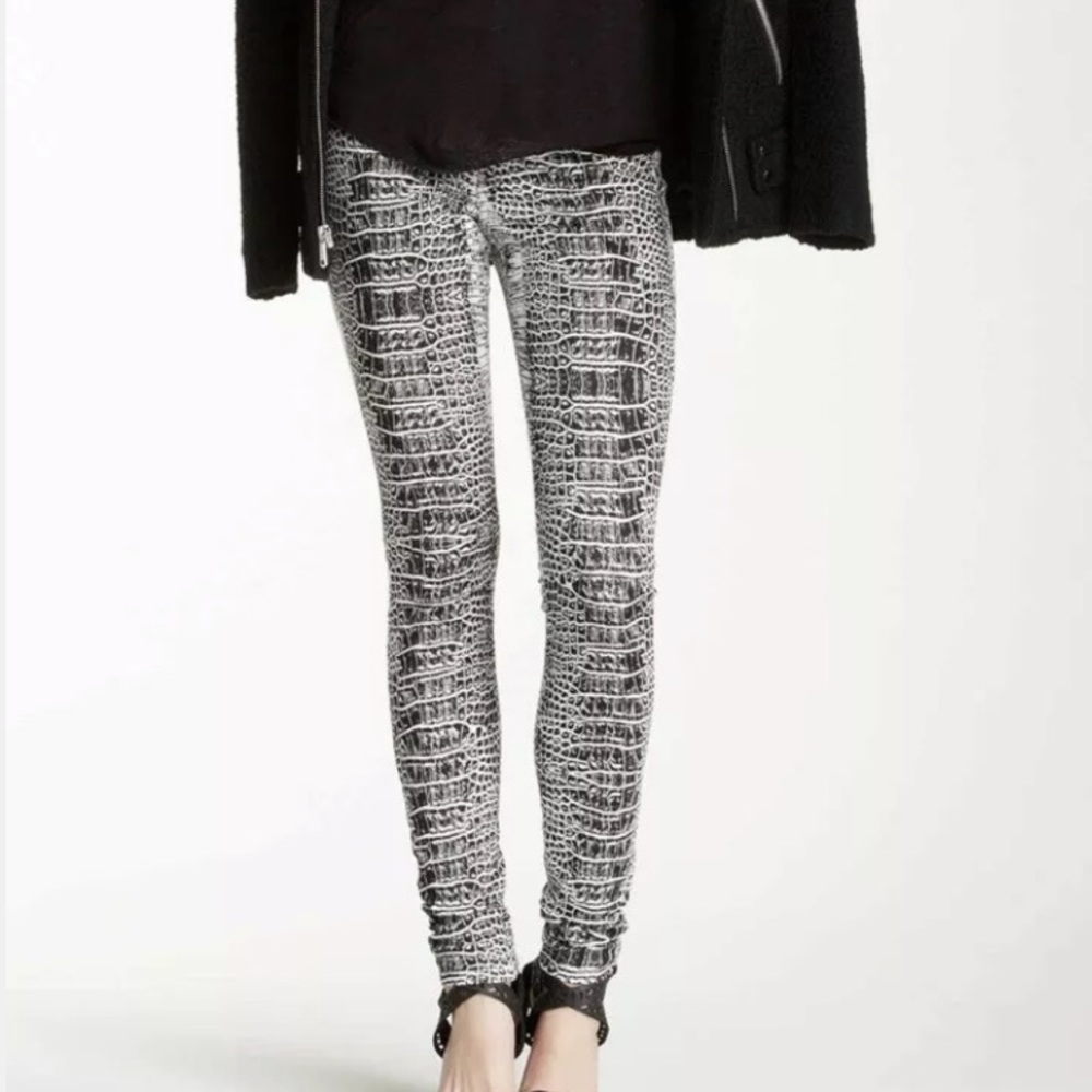 Joe's Jeans Animal Print Mid-Rise Legging Pants